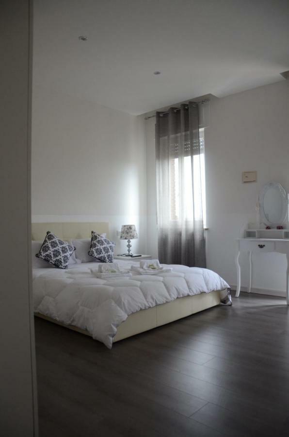 La Fenice Affittacamere Vérone Extérieur photo